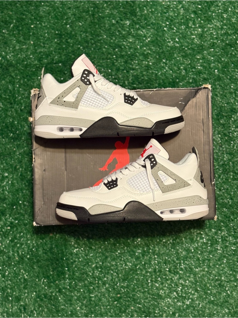 Air Jordan 4 Retro “White Cement”